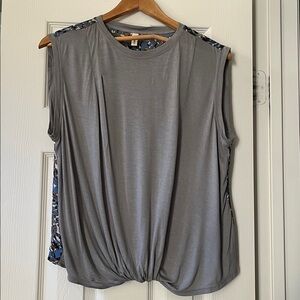 Anthropologie Gray Sleeveless Top With Beautiful Multicolored Silk Feel  Back